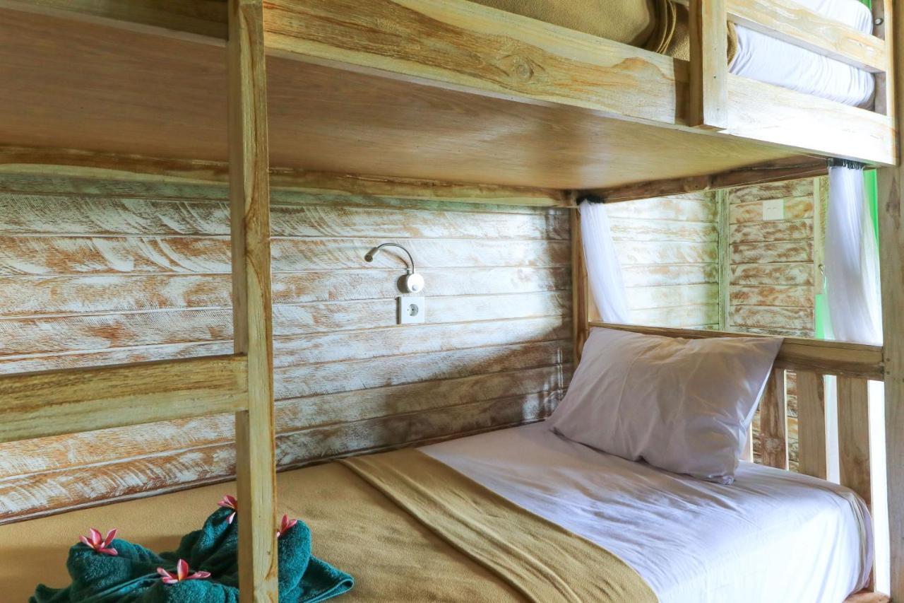 The Green Groves Albergue Lembongan Exterior foto